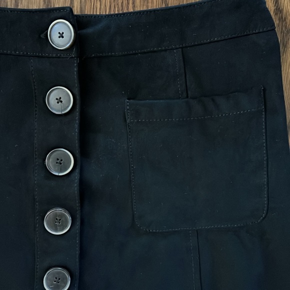 Zara Mini Skirt - Picture 2 of 4